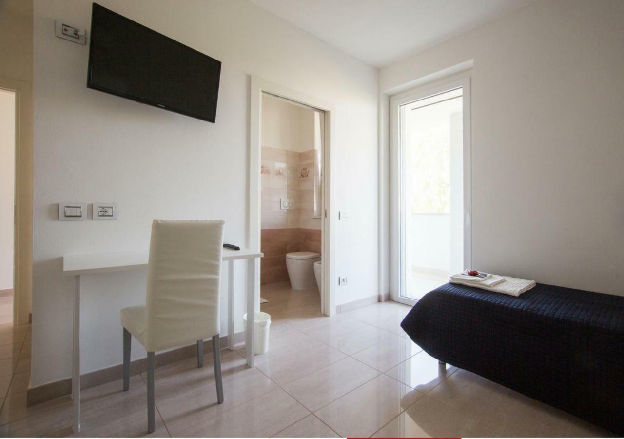 Affittacamere Piacenza Palace Kültér fotó